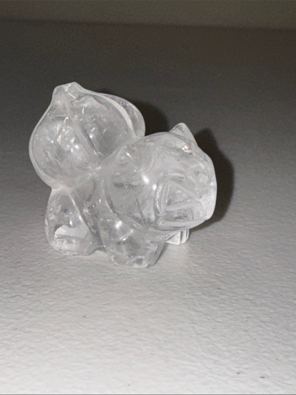 Small quartz Pokemon figurine - Clear